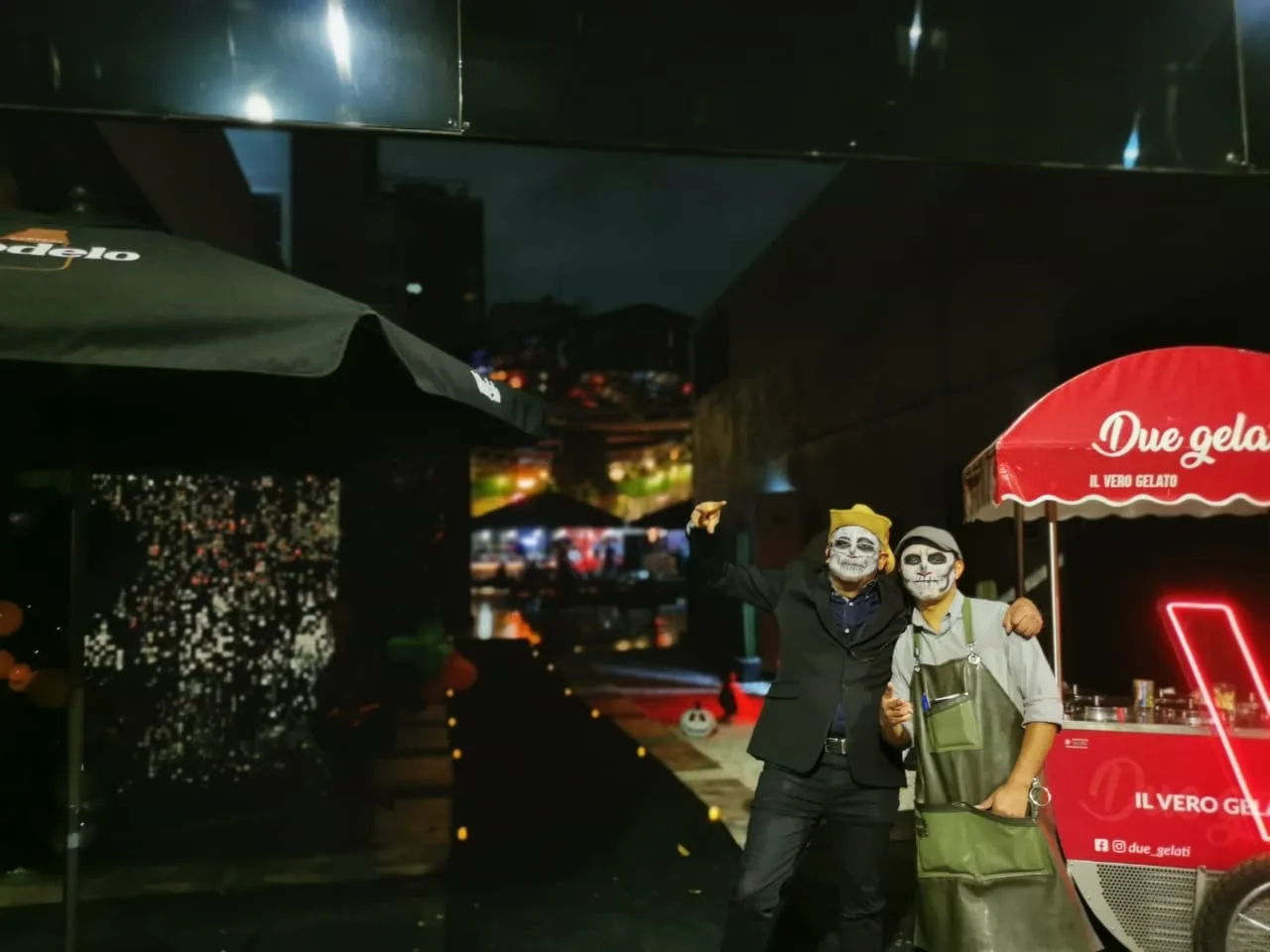 Foto del evento de body paint de Ketsaltik en el restaurante Élite Paseo Gastronómico 7